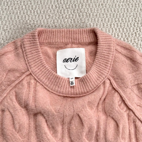 NEW Aerie UnReal Cable Crew Sweater in Blush Pink - Picture 6 of 9